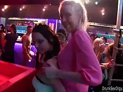 Nghiệp dư blowjob BRUNETTE hardcore milf thiếu niên phim xes bo chong va nang dau